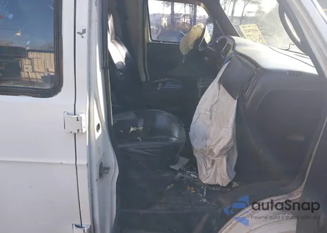 2001 Dodge Ram Van 1500 Conversion z USA, uszkodzony, nr VIN 2B7HB11Y11K511062